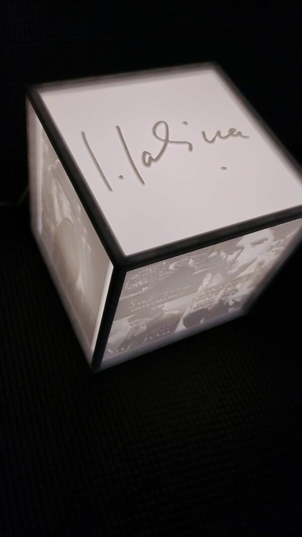 Cubo5 Cubo iluminado