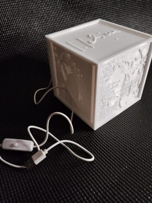 Cubo_iluminado Cubo iluminado